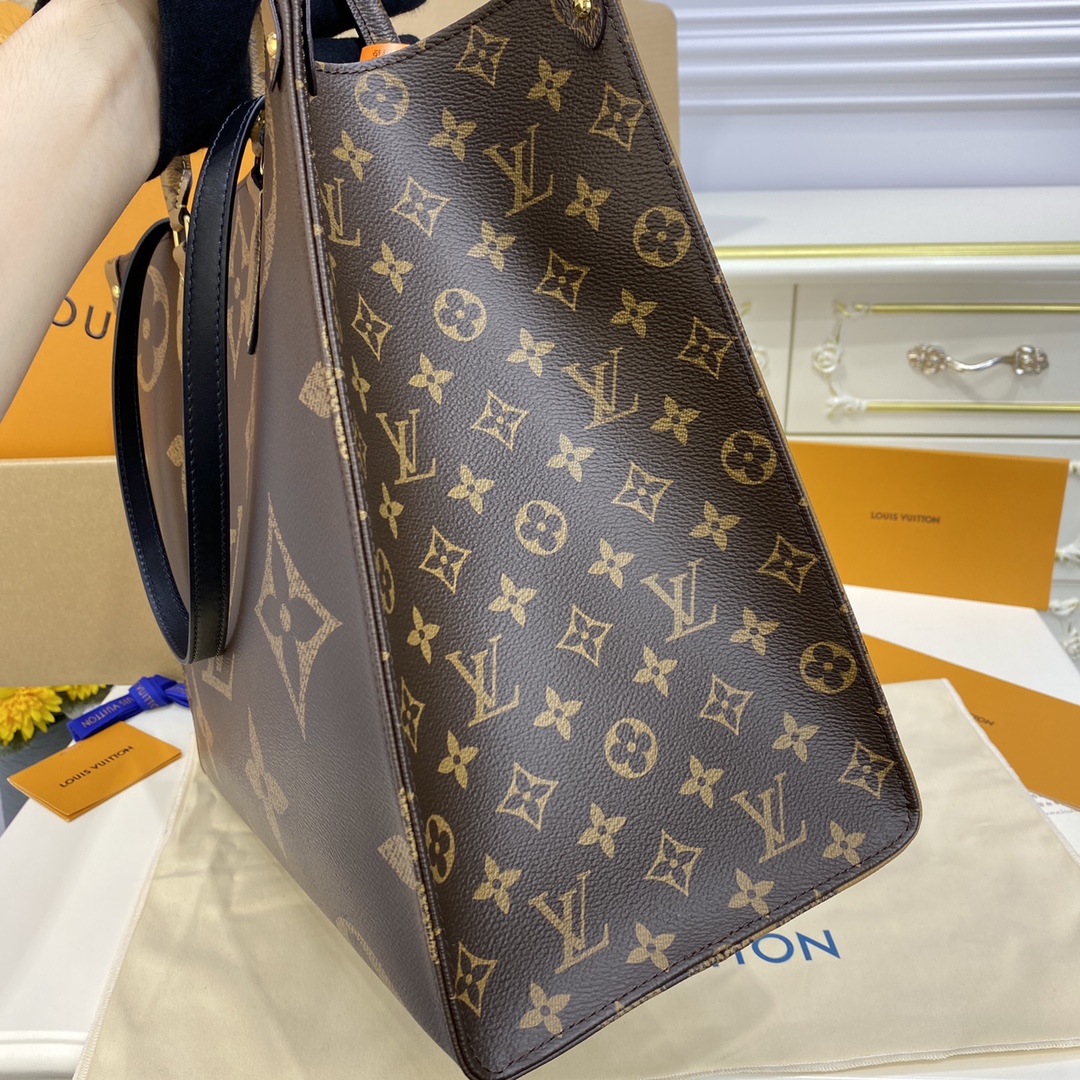 Louis Vuitton ONTHEGO GM Monogram Handbag M45320 